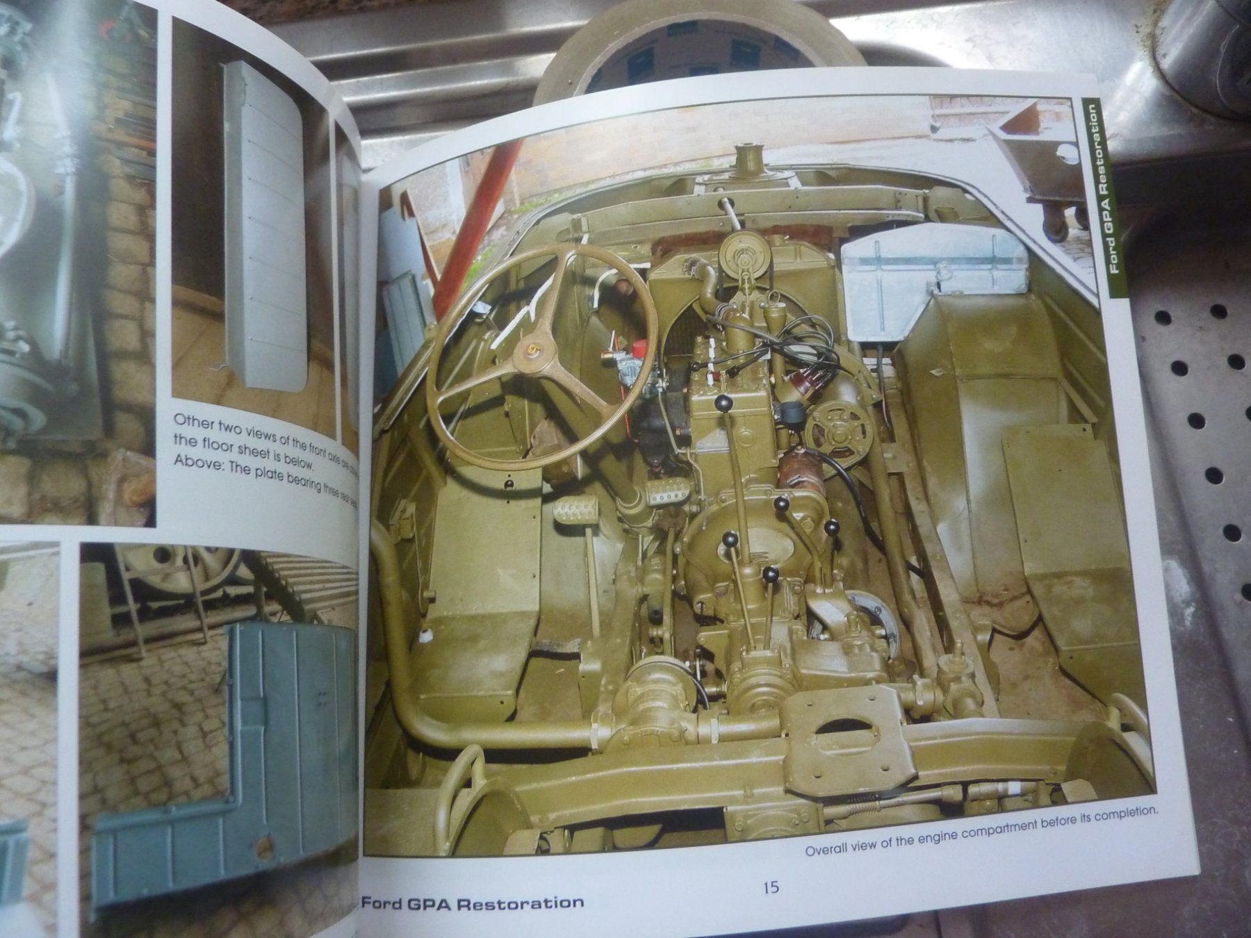 Livres: AMPHIBIOUS/JEEPS – Neuf avec emballage d'origine à Balsthal par bouteliee 2