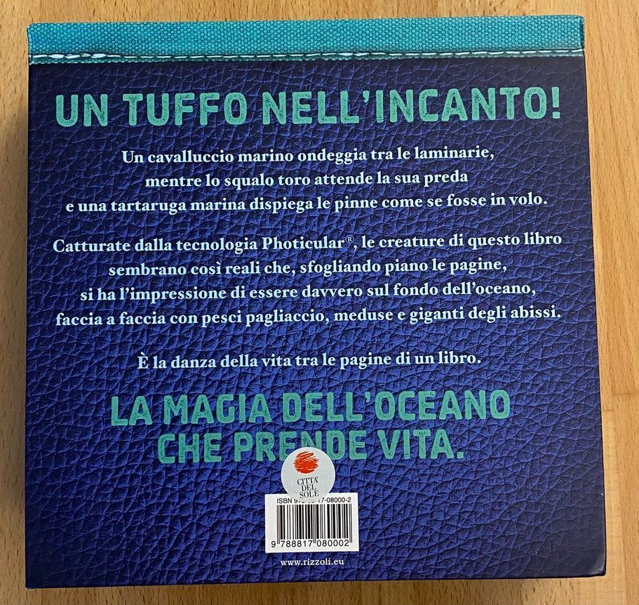 Libri: Libro OZEANI Photicular - Buch Ozean Photicular-Effekte – Usato da Winterthur venduto da Secondhand-Family 1