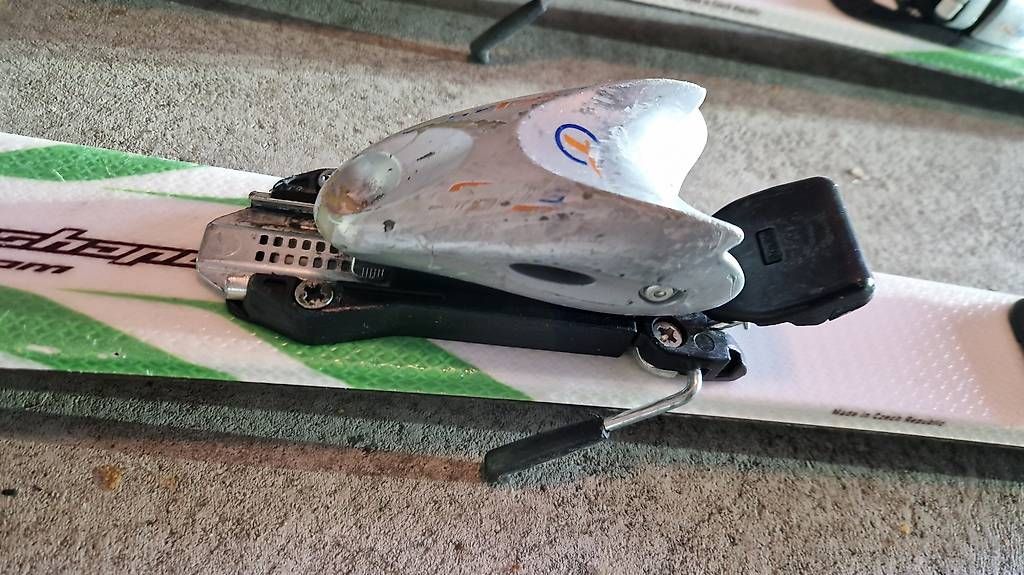 Sci: HEAD Ski Supershape Size 22 23 – Usato da Allschwil venduto da het_w28d 2