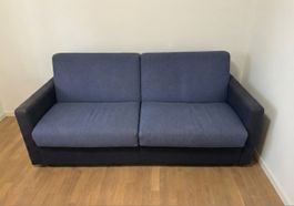Blaues Sofa/Futonbett + roter Sessel