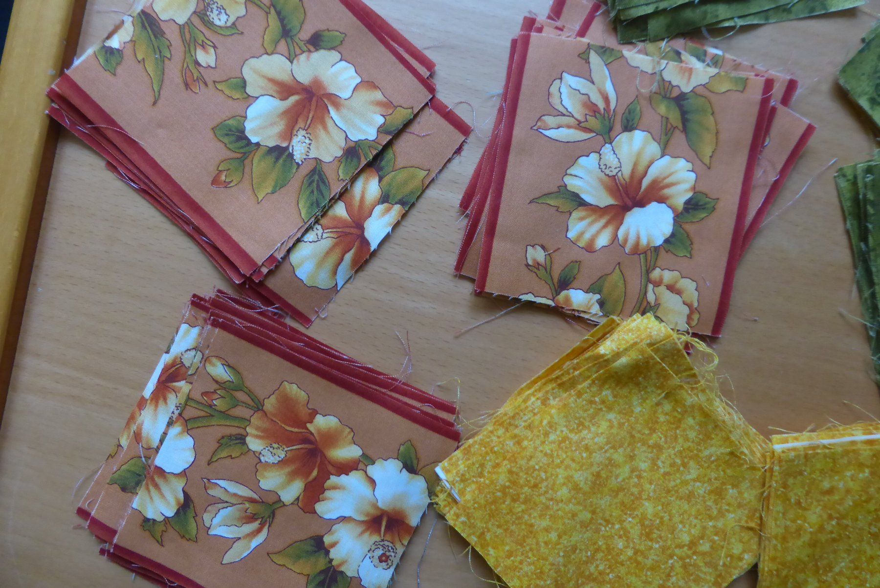 Tessuti: Exklusive Patchwork Restenstoffe zu einem Preis - Stoffpaket – Nuovo (secondo la descrizione) da Brunnadern venduto da pinkfaden 2