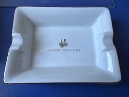 Aschenbecher Lausanne Palace & Spa weiss gold neuwertig