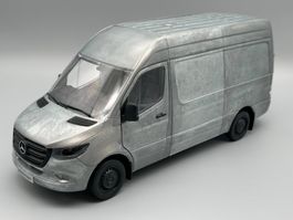 Mercedes-Benz Sprinter Kastenwagen Norev 1:18 neu OVP