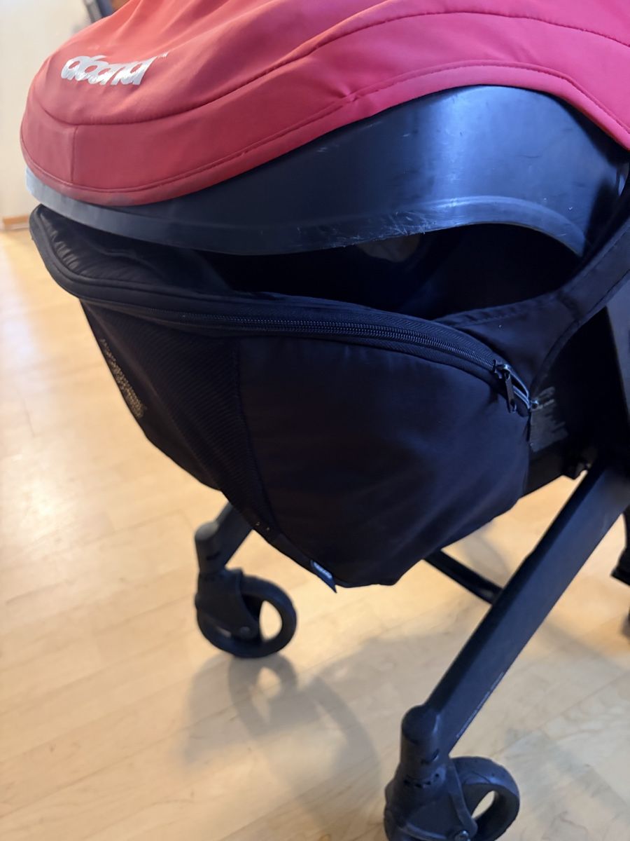 Doona Sièges auto: Doona Kinderautositz mit Gestell guter Zustand – D'occasion à Inwil par Mira32 3