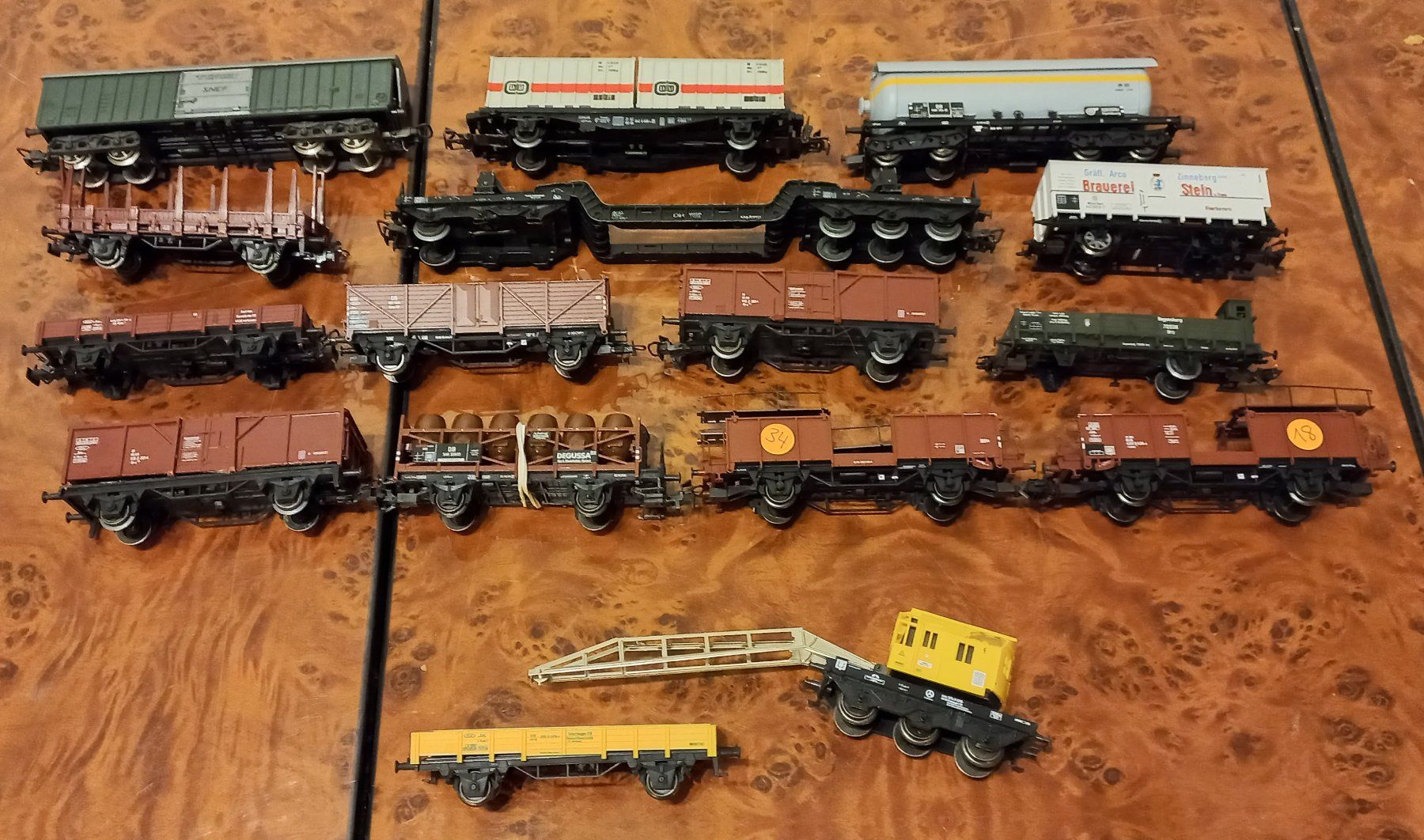 Modelleisenbahnen: Lot de wagon marchandise – Gebraucht aus Bofflens von Ptitphilou