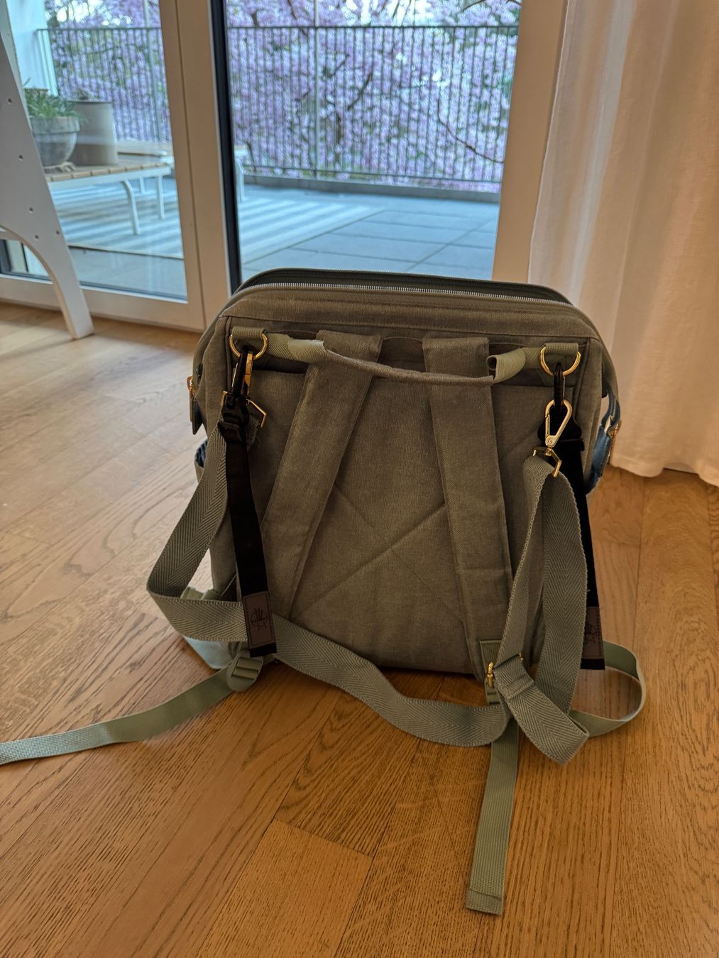 Lässig Borse & Zaini: LÄSSIG Glam Goldie Diaper Backpack – Usato da Zürich venduto da van_k8pp 2