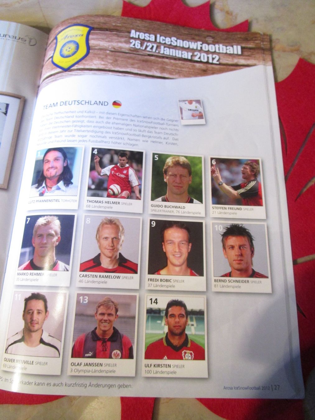 Autografi: AROSA EIS-SNOW FUSSBALL PROGRAMM-HEFT MIT RAREN AUTOGRAMMEN – Usato da GUTENSWIL venduto da Alpina6 5