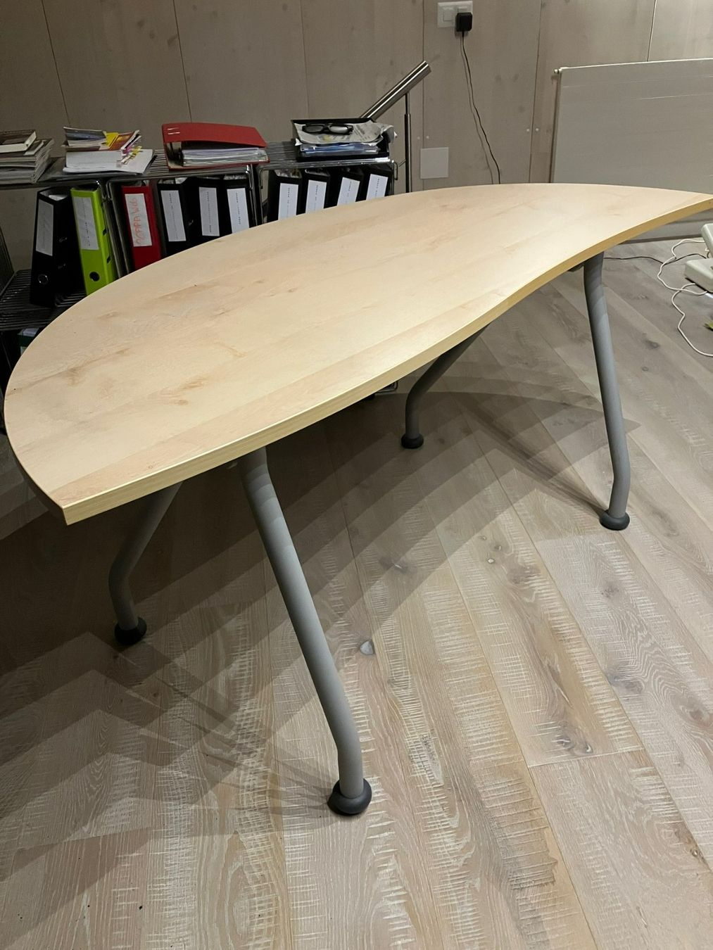 Scrivanie: Arbeitstisch – Usato da Schinznach-Dorf venduto da Ellenberger1060 1