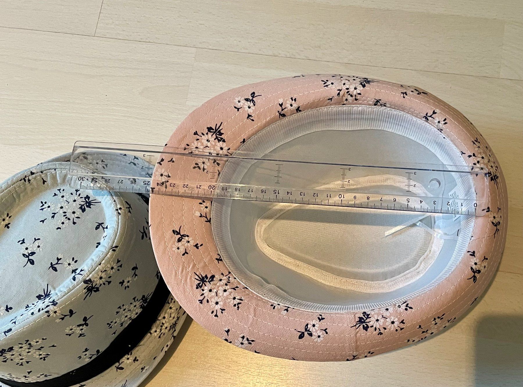 Hüte, Mützen & Caps: 2 schöne Hüte in Gr. M – Neu und originalverpackt aus Schindellegi von Moom1402 4