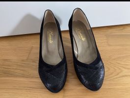 A vendre chaussures en cuir 