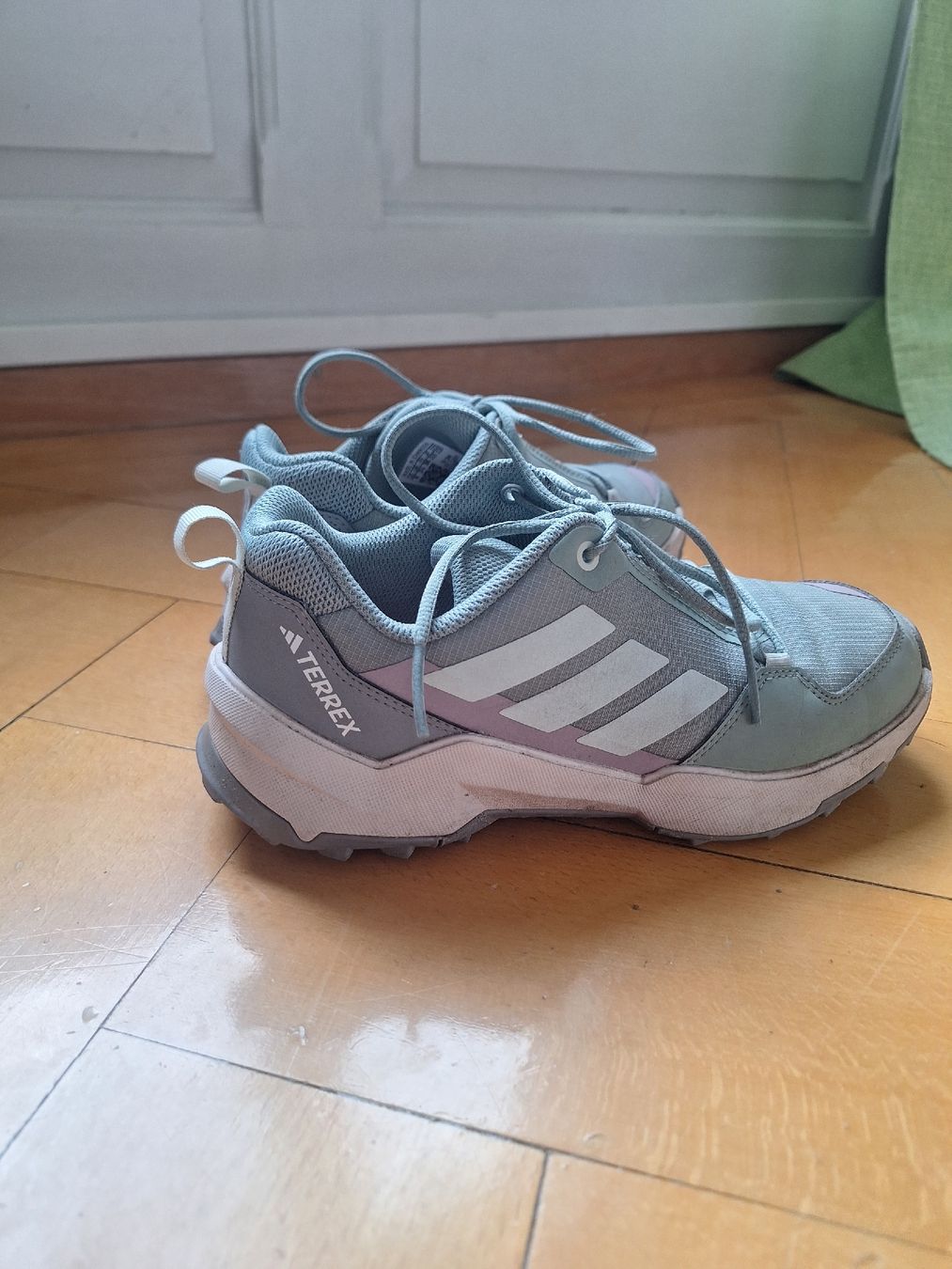 Scarpe per ragazzi: Adidas Terrex Wanderschuhe Grösse 36 – Usato da Bern venduto da zizzerzazzer 2