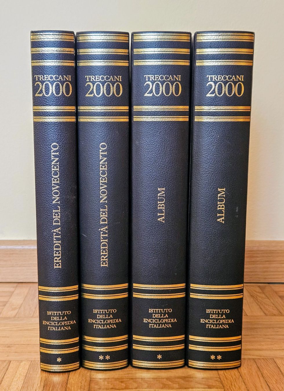 Libri: TRECCANI 2000, Eredità del Novecento, 2+2 volumi – Usato da Lugano venduto da Numisartes