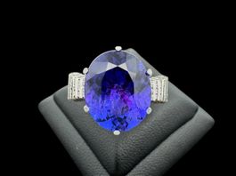 Tansanit 6.8ct Diamanten Ring 18k WG Grösse 54.5 *S2315