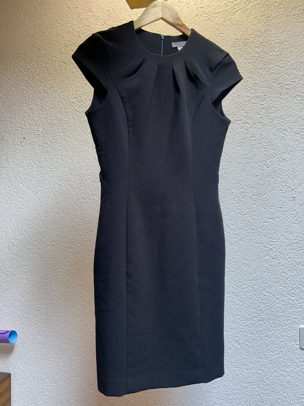 H&M Vestiti: Élégante robe fourreau de soirée noire – Usato da Soyhières venduto da Maponos