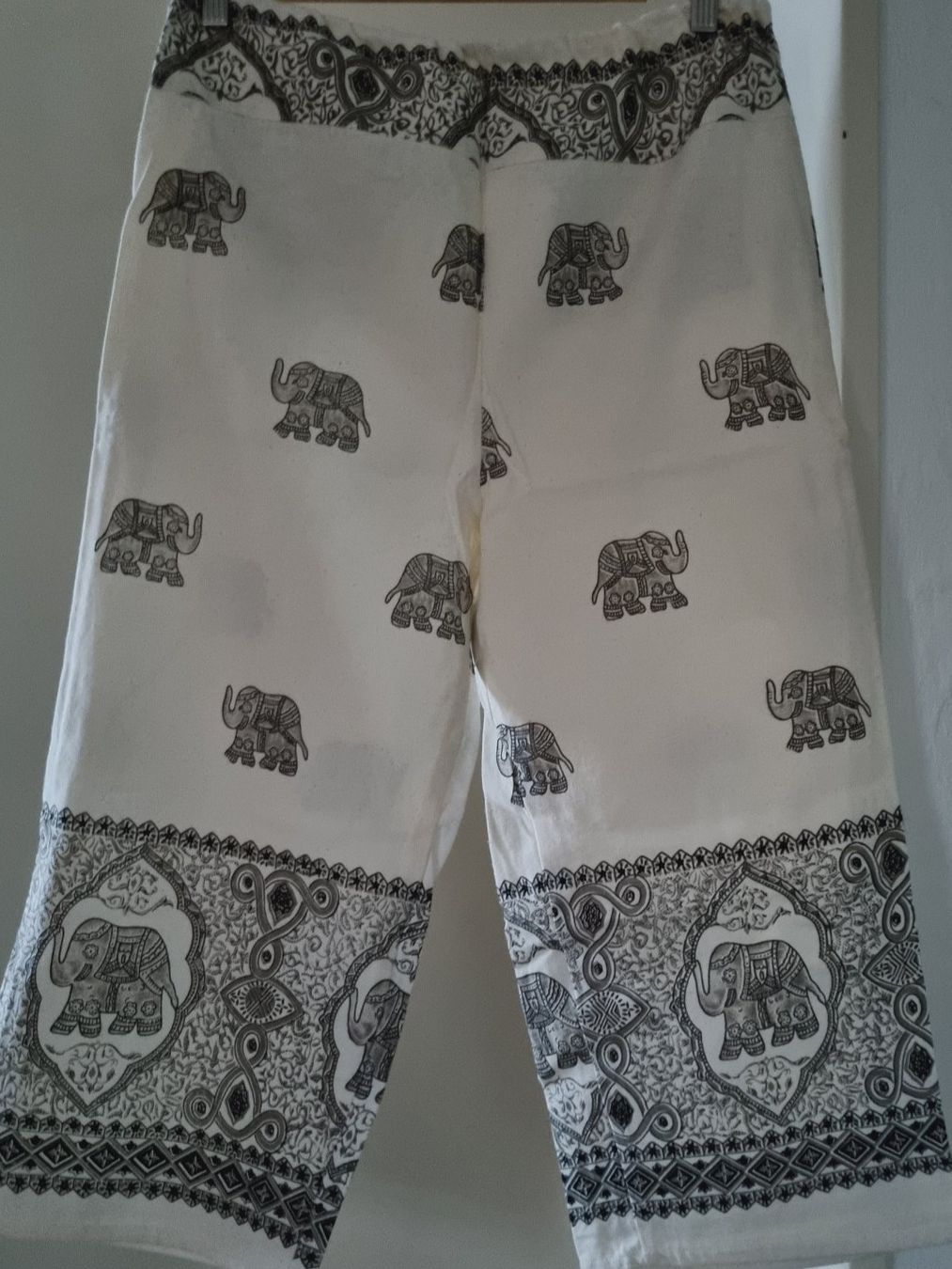Pantaloni: Hose Baumwolle Gr. 38 – Usato da geroldswil venduto da Gumball1