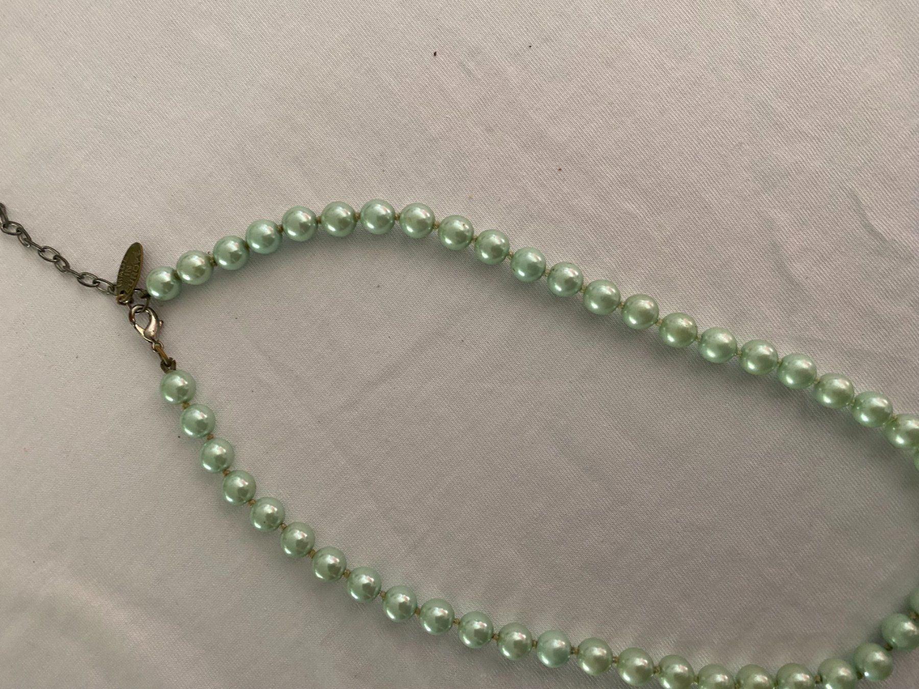 Catenine: Halskette  mintgrün   42cm – Usato da Allenwinden venduto da Obalu 1