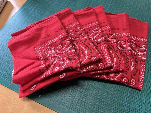 Foulard & Sciarpe: Tuch für Hals- Haar oder Kopf 6x – Usato da Ottikon venduto da mindfuel