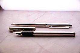 Pelikan Signum P590 + K590 Set – 14K unbenutzt, OVP, selten