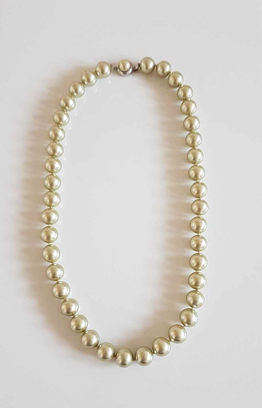 Ketten: Perlmutt-Kette 45cm, lindengrün 10mm NEU – Neu (gemäss Beschreibung) aus Turgi von rut_p556 1