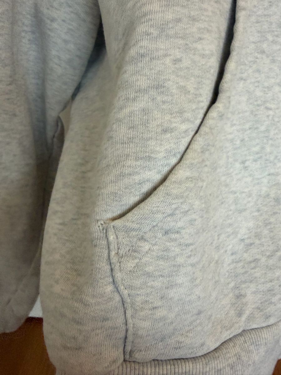 Pullover & Sweatshirts: Hellgrauer Carhartt-Kapuzenpullover – Gebraucht aus Birmensdorf ZH von dus_zt96 5