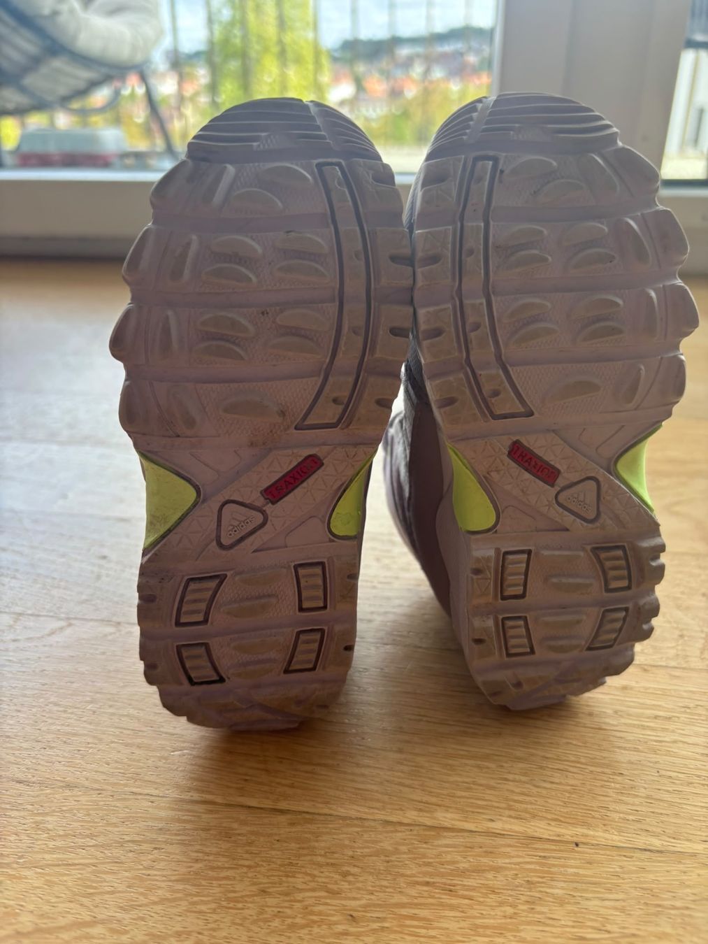 Adidas Herrenschuhe: Adidas Terrex Wanderschuhe Gore-Tex rosa – Gebraucht aus Olten von Ta_Ny 1