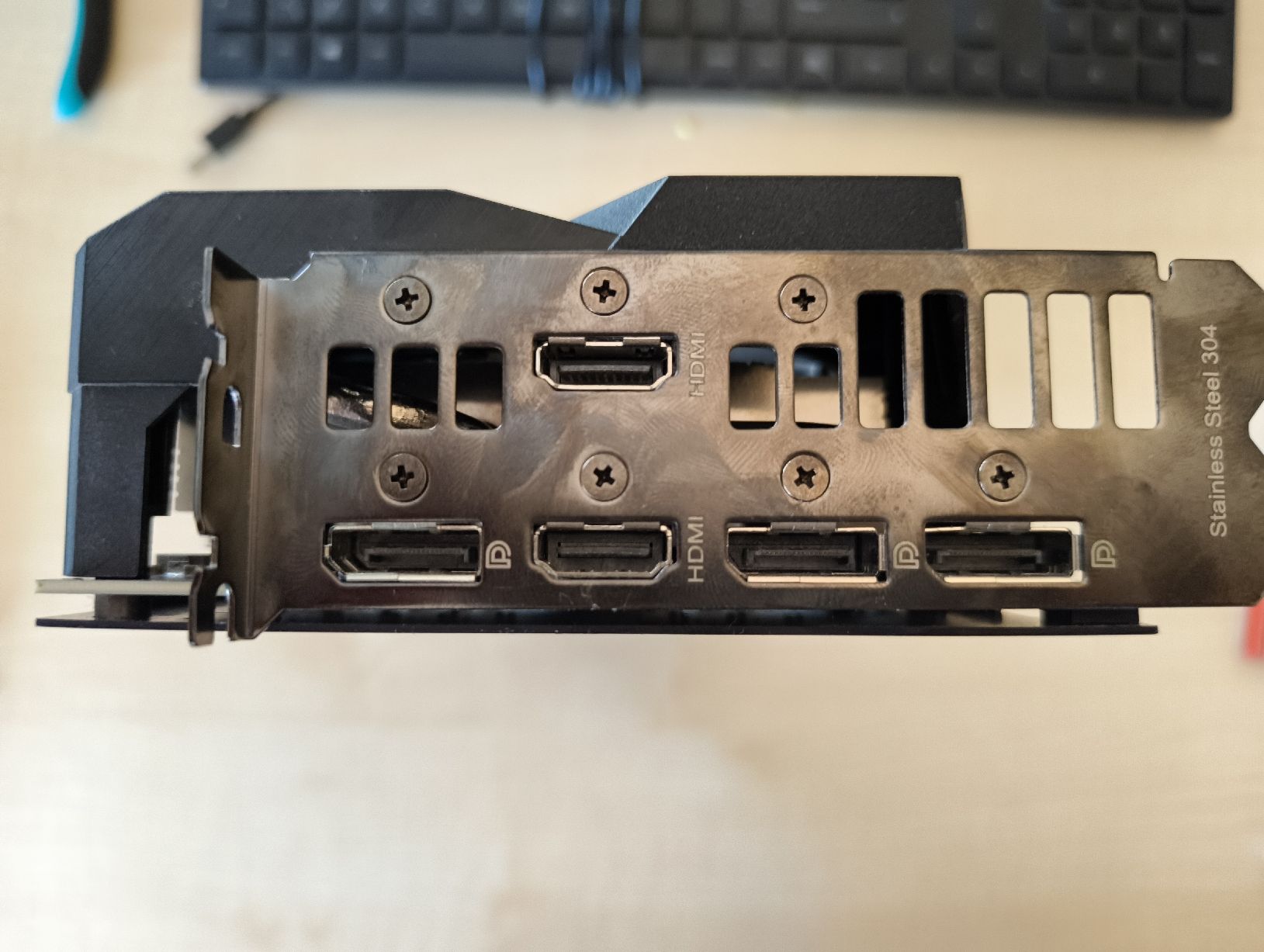 Asus Cartes graphiques: ASUS RTX 3070 dual OC – Neuf (Voir description) à Fribourg par LaFondue 5