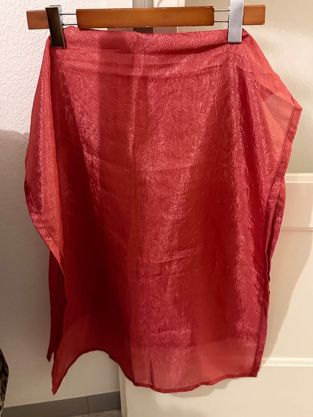 Coperte: Tischläufer Rot 142x63cm – Nuovo (secondo la descrizione) da Basel venduto da zukk_ 2