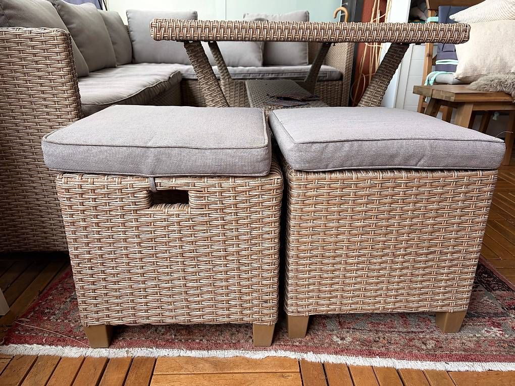 Set di tavolo e panche: Balkon Lounge Set Rattan inkl. Tisch & Hocker – Usato da Wettingen venduto da babananacake_ 2