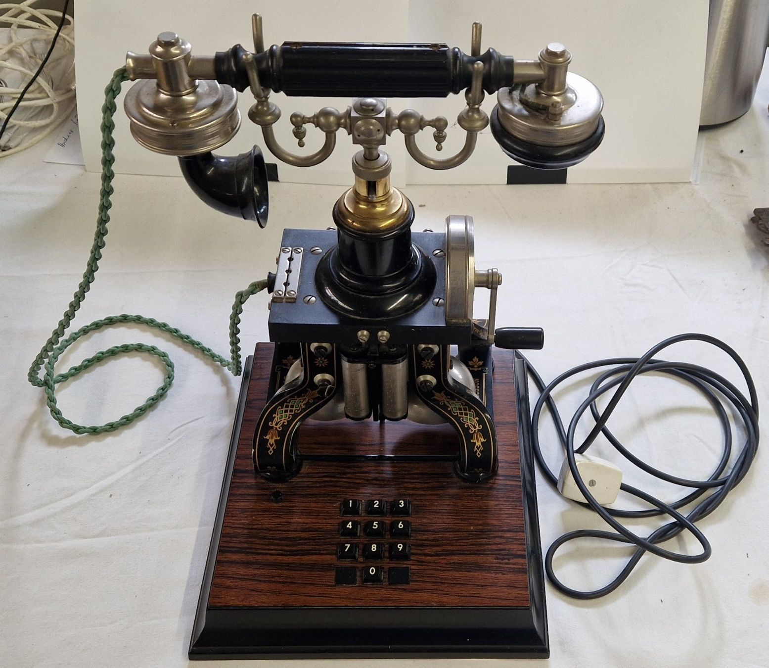 Ericsson Telefoni: ANTIKES TELEFON ERICSSON – Usato da Bilten venduto da Mic2022