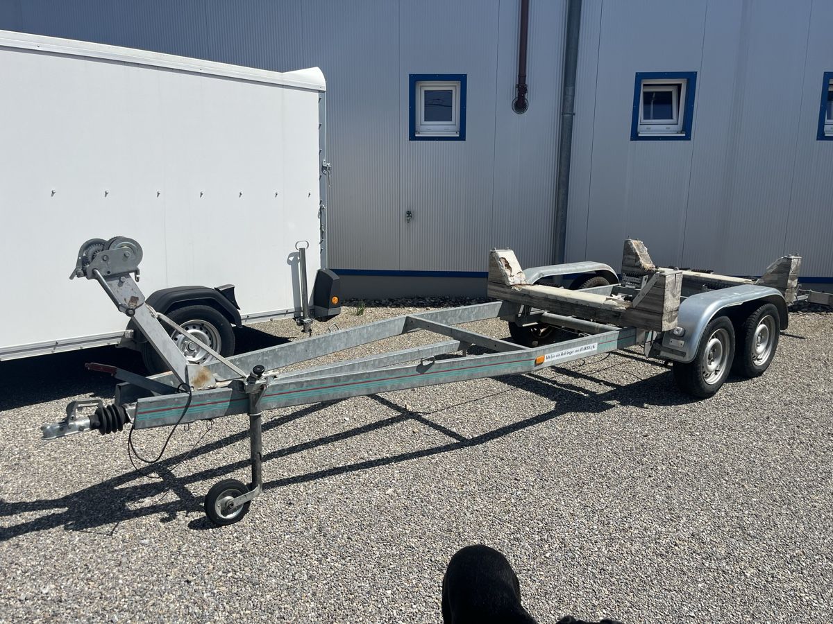 Harbeck Anhänger: Bootsanhänger Harbeck BT 1600 – Gebraucht aus Neuhausen von Buda8