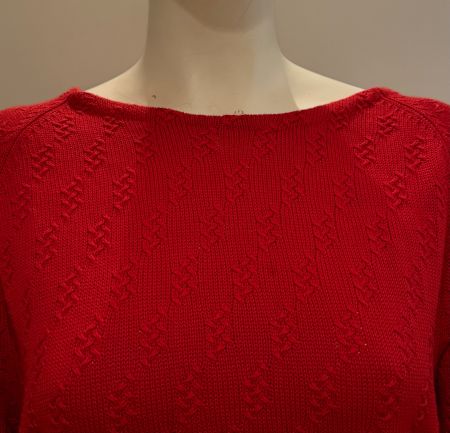 Joli pull rouge dame 40