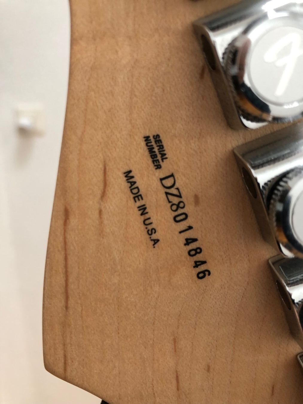 Strumenti musicali: Fender E-Gitarre Sunburst HSS mit Perlmutt Einlagen – Usato da Meisterschwanden venduto da Yuecel 5
