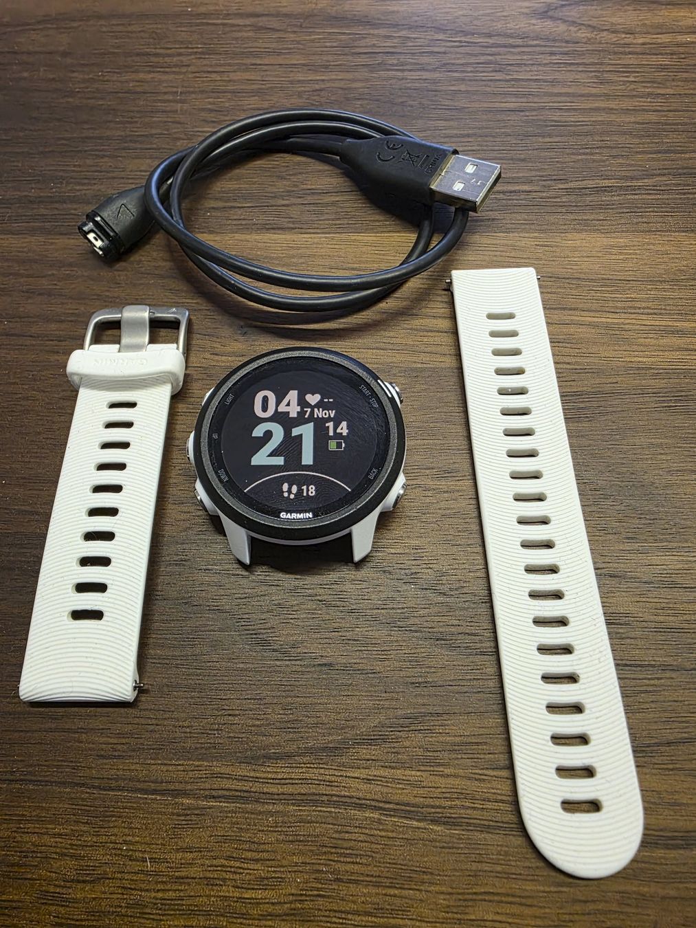 Garmin Smartwatch: Garmin Forerunner 245 Music Weiss – Usato da Luzern venduto da Paparazzi 1