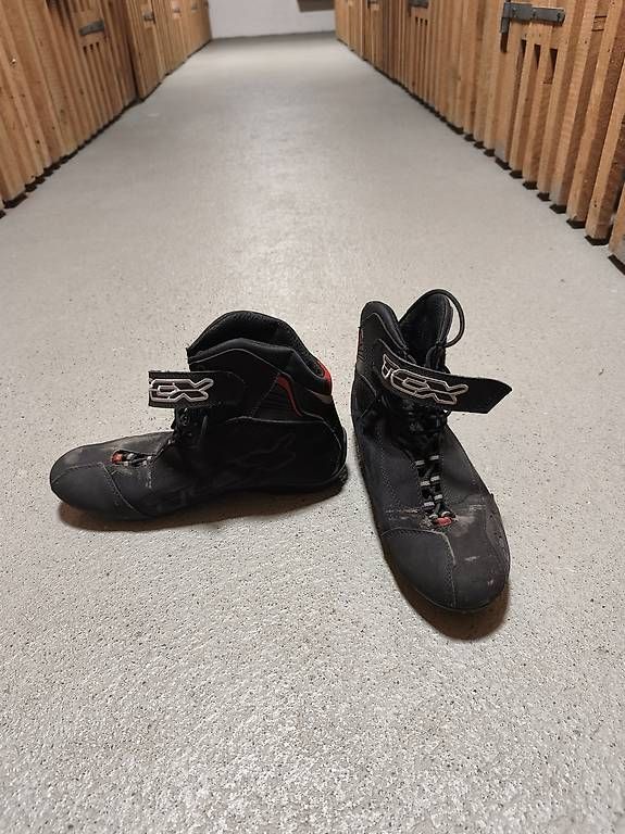 TCX Herrenschuhe: TCX Motorradschuhe Gr. 43 – Gebraucht aus Adliswil von ec_7