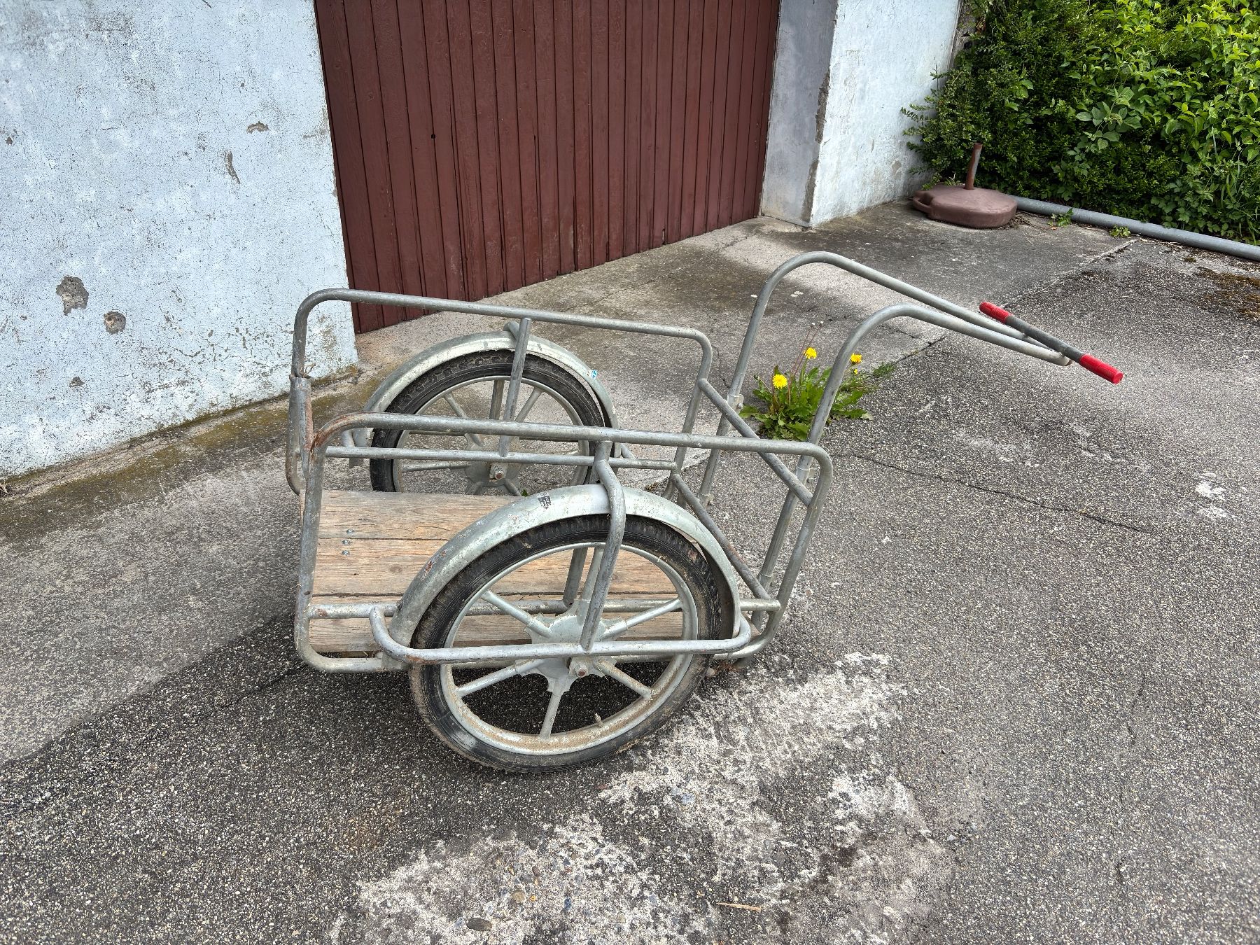 Rimorchi: Töfli Anhänger – Usato da Grüningen venduto da Thomtl