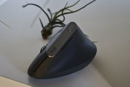 Logitech MX Vertical ergonomische Maus kabellos Bluetooth