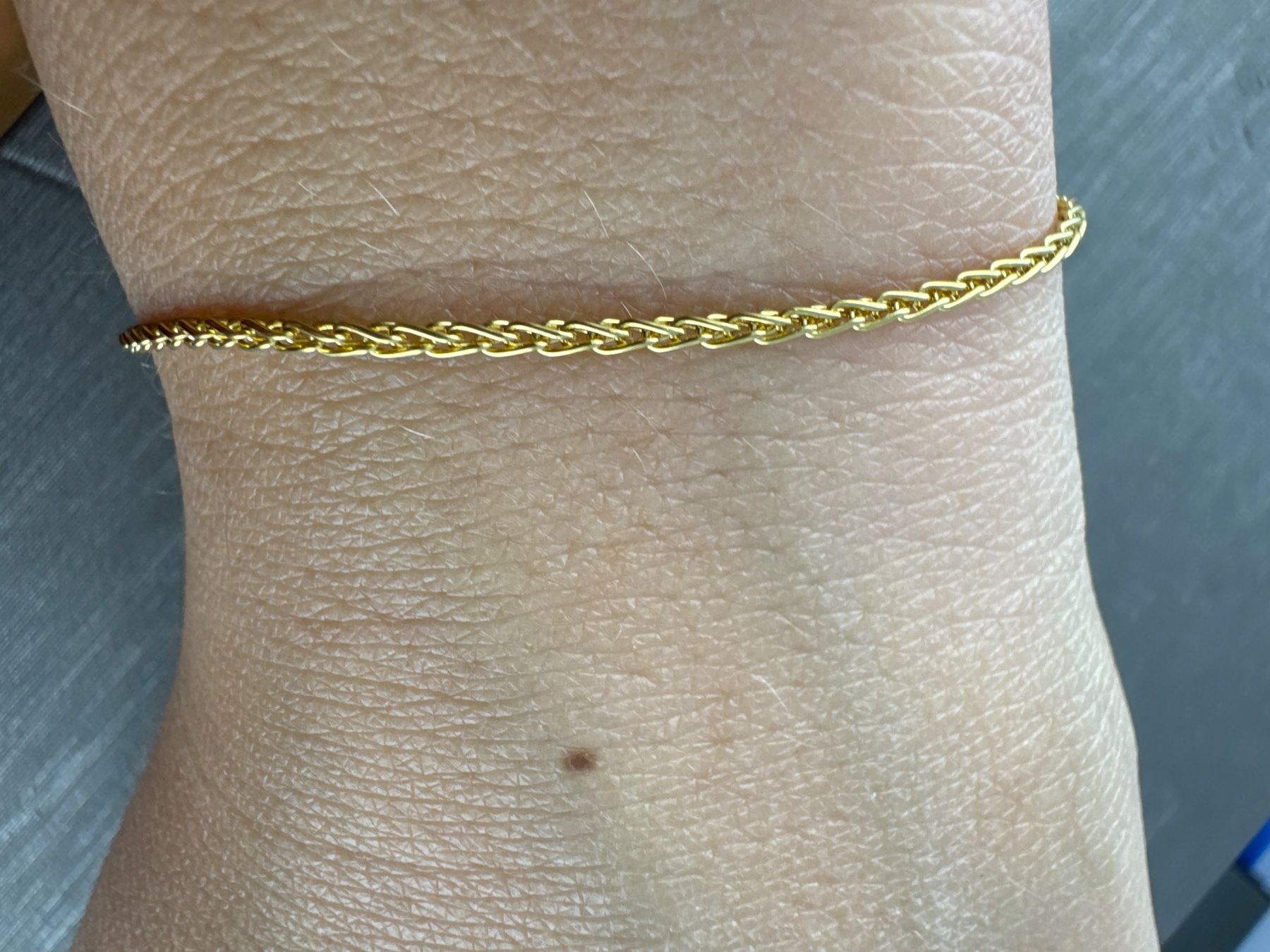 Armbänder & -reifen: Armkette 750 Gold – Gebraucht aus Niederuzwil von leo_8857 2