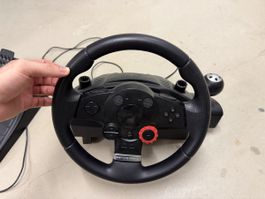 Logitech Driving Force Gaminglenkrad