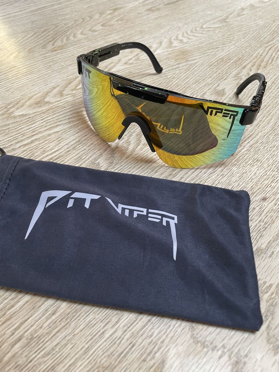 Pit Viper Occhiali & Lenti: Lunettes de soleil Pit Viper – Usato da Martigny-Croix venduto da lem7