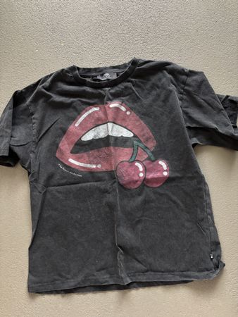 T-shirt Le Temps des Cerises, taille XS (va pour S) coton