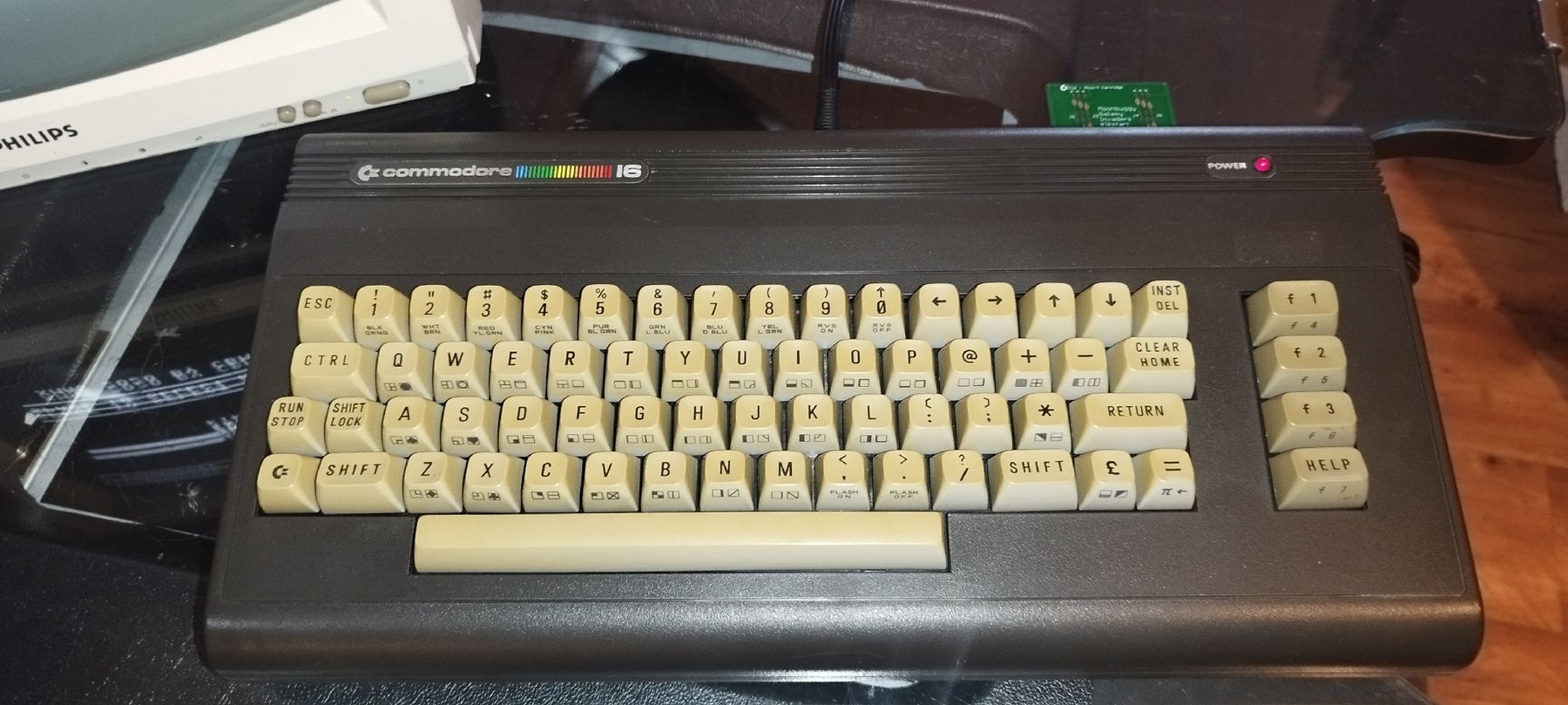 Commodore PC: Commodore 16 – Usato da Domdidier venduto da look80486 2