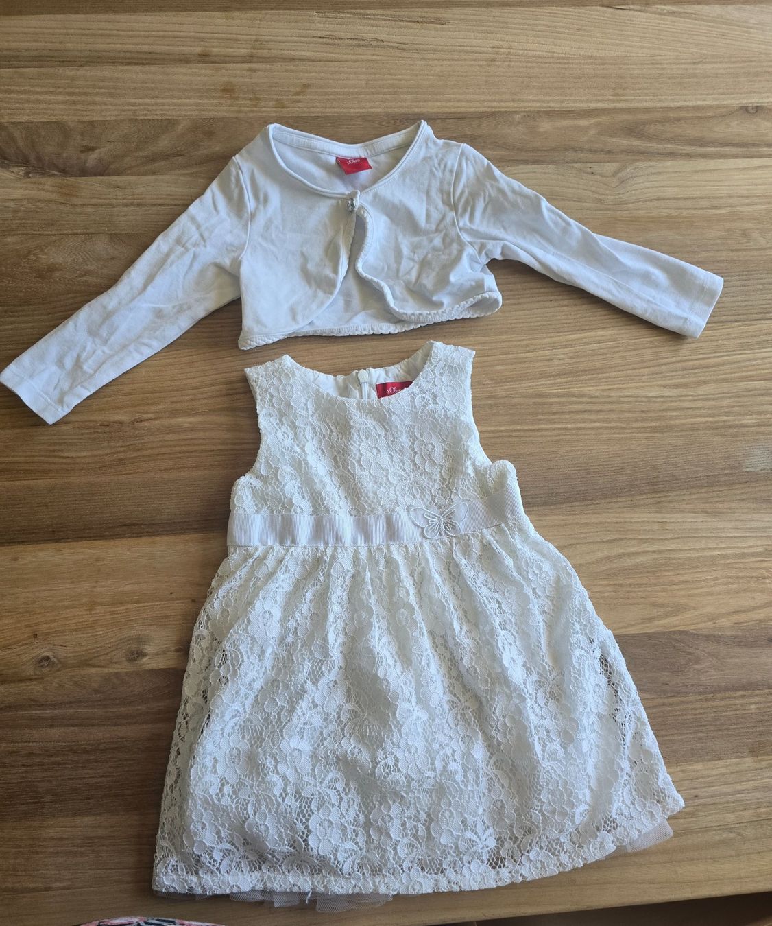 S.Oliver Kleider & Röcke: Robe de baptêmes S.Oliver taille 74 – Neu (gemäss Beschreibung) aus Nuvilly von AmeMinerale