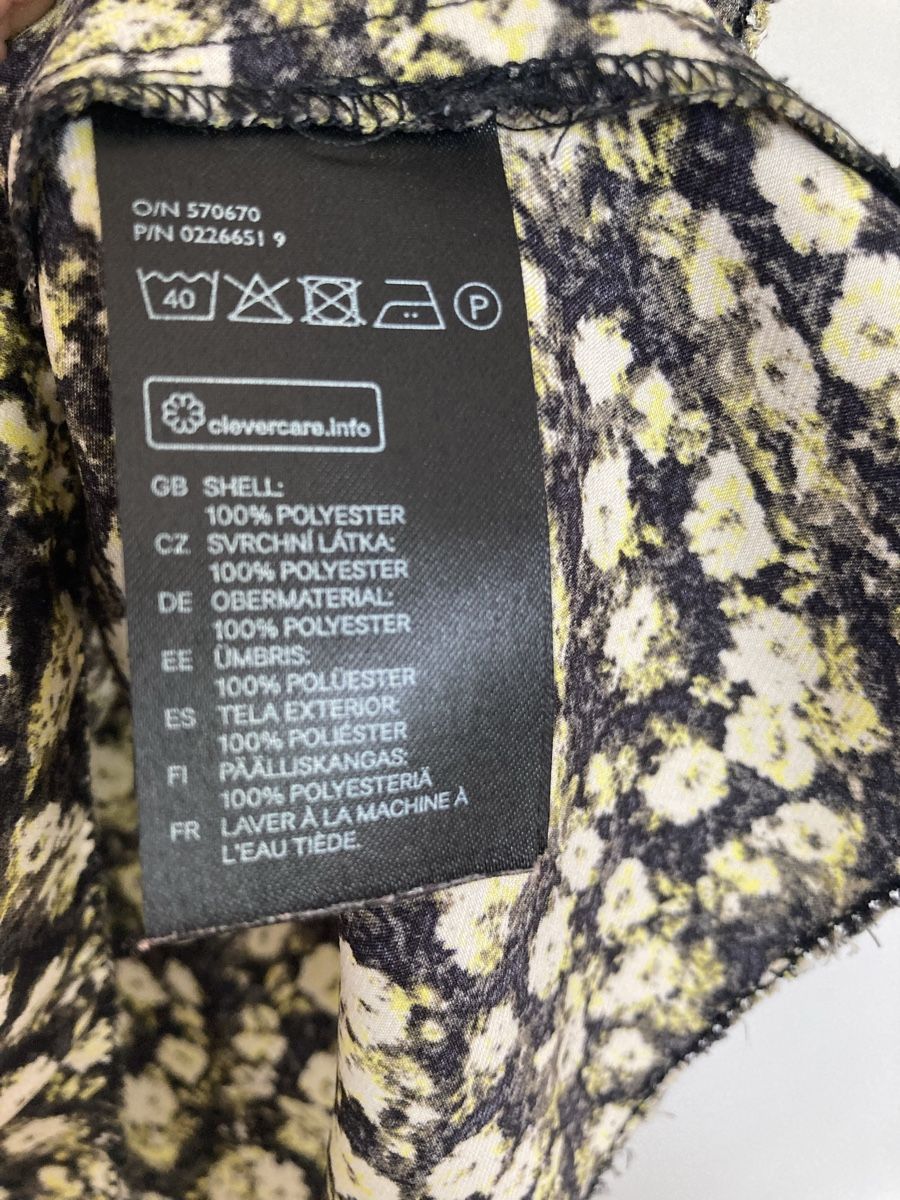 H&M Tops: H&M geblümtes Top, Gr. 36 – Gebraucht aus Schlieren von cotopaxi06 2