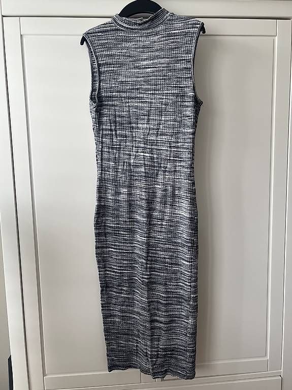 Kleider: Kleid – Gebraucht aus Schaffhausen von may_7bg6