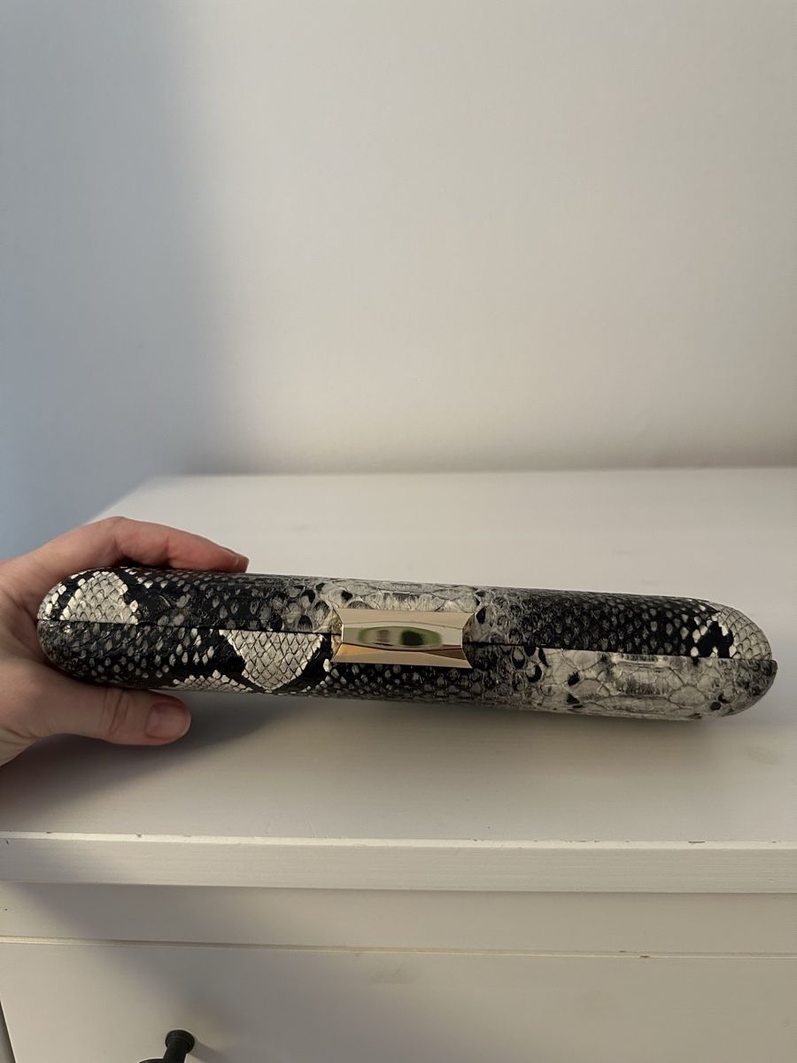 Borse da donna: Elegant Snake Print Clutch Bag - Evening Essential – Nuovo (secondo la descrizione) da Langnau am Albis venduto da vitaklimova 1