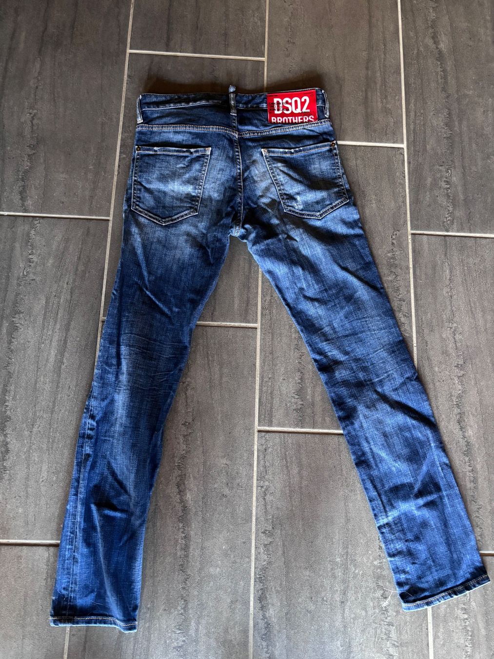 Dsquared2 Jeans: Trio jeans Dsquared2 en 46 – Usato da Martigny venduto da Sessalie 8