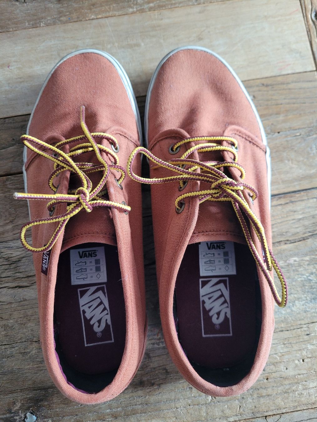 Vans Herrenschuhe: Vans Authentic Sneaker Gr. 43 / US 10 Herbstfarbe – Gebraucht aus Allschwil von nel_cbk8