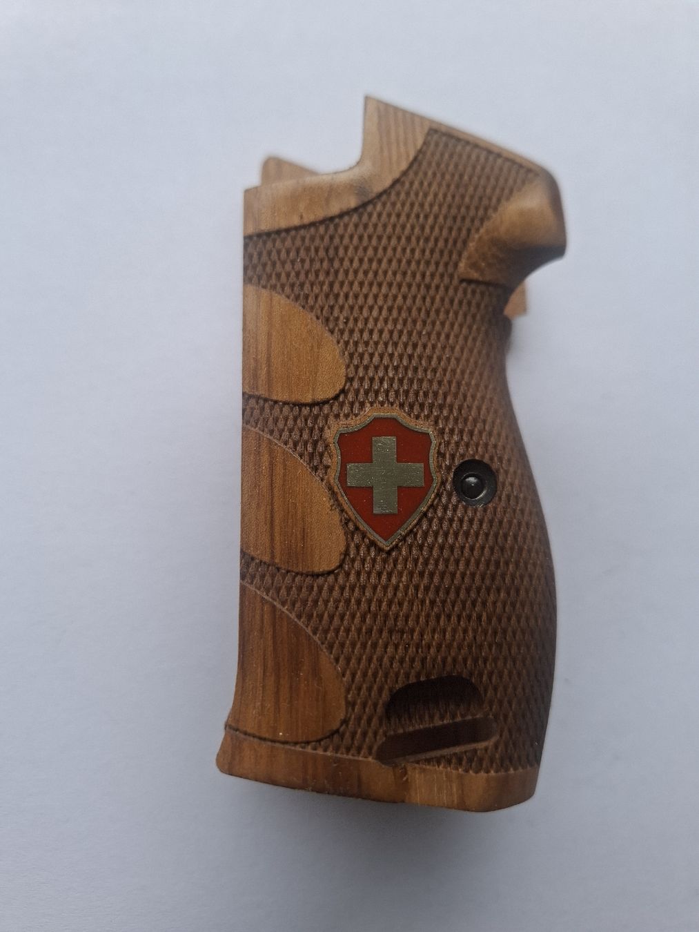 Articoli in legno: Nussbaum Griffschalen für die Sig P210 – Nuovo (secondo la descrizione) da Rothrist venduto da griffe