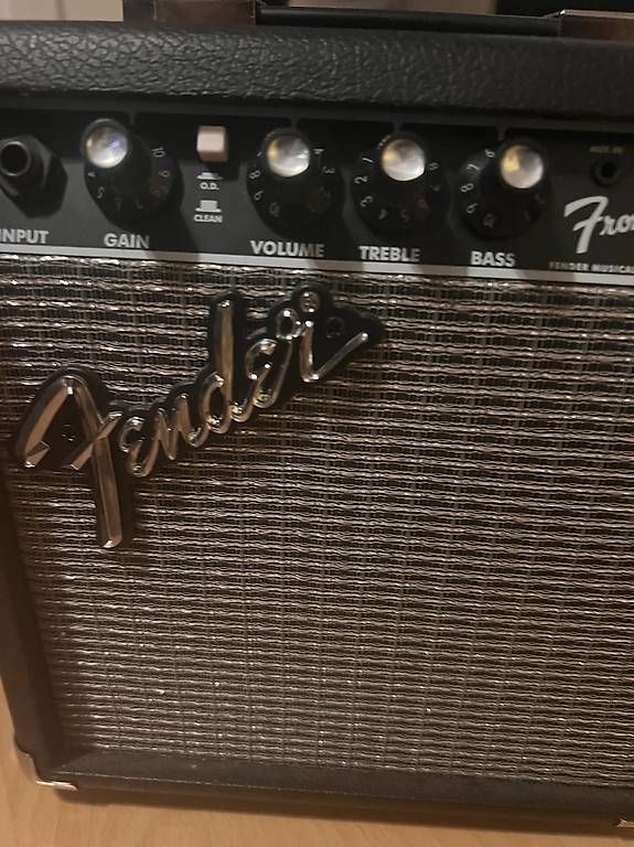 Amplificateurs: Amplis Fender 10G – D'occasion à Morges par sla_vm75