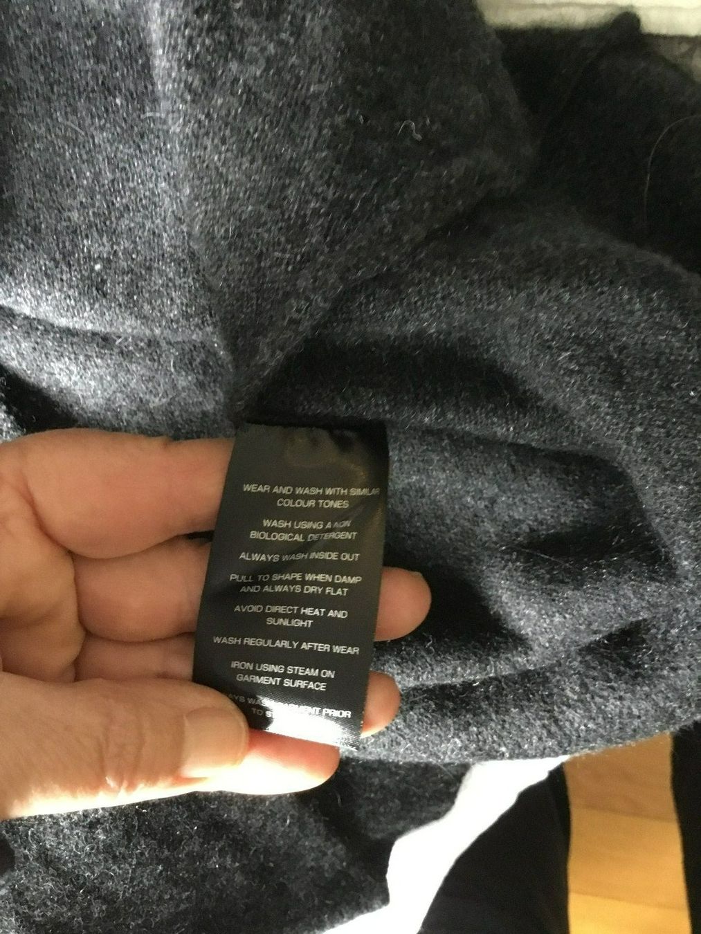 Pullover & Sweatshirts: pull 100% cachemire gris col bateau Anna Gabri T S – Gebraucht aus Lausanne von pascale.mojito1004 3